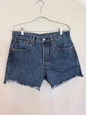 Vintage Levi’s 501 Cut-Off Denim Shorts Button Fly Medium Wash Size 32